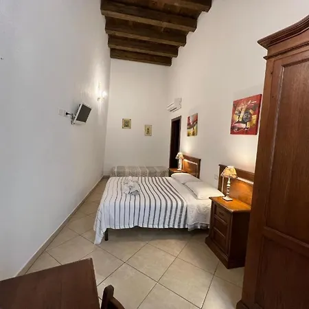 Gæstehus L'antica Torre Caralis 3*