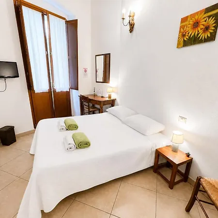 L'antica Torre Caralis Гостевой дом 3*