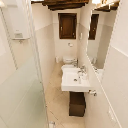L'antica Torre Caralis Гостевой дом 3*