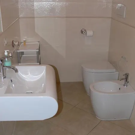 Guest house L'antica Torre Caralis 2*