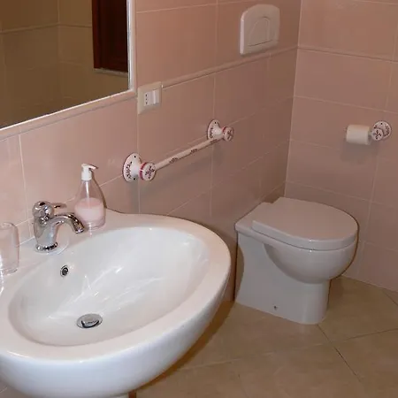 بيت ضيافة L'antica Torre Caralis 3*